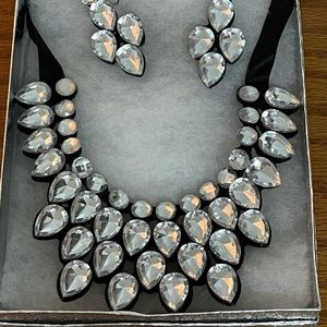 Beautiful Brand New Necklace